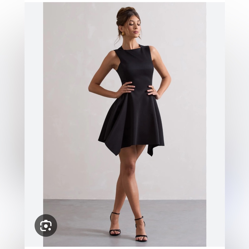 Elegant Black Sleeveless Dress